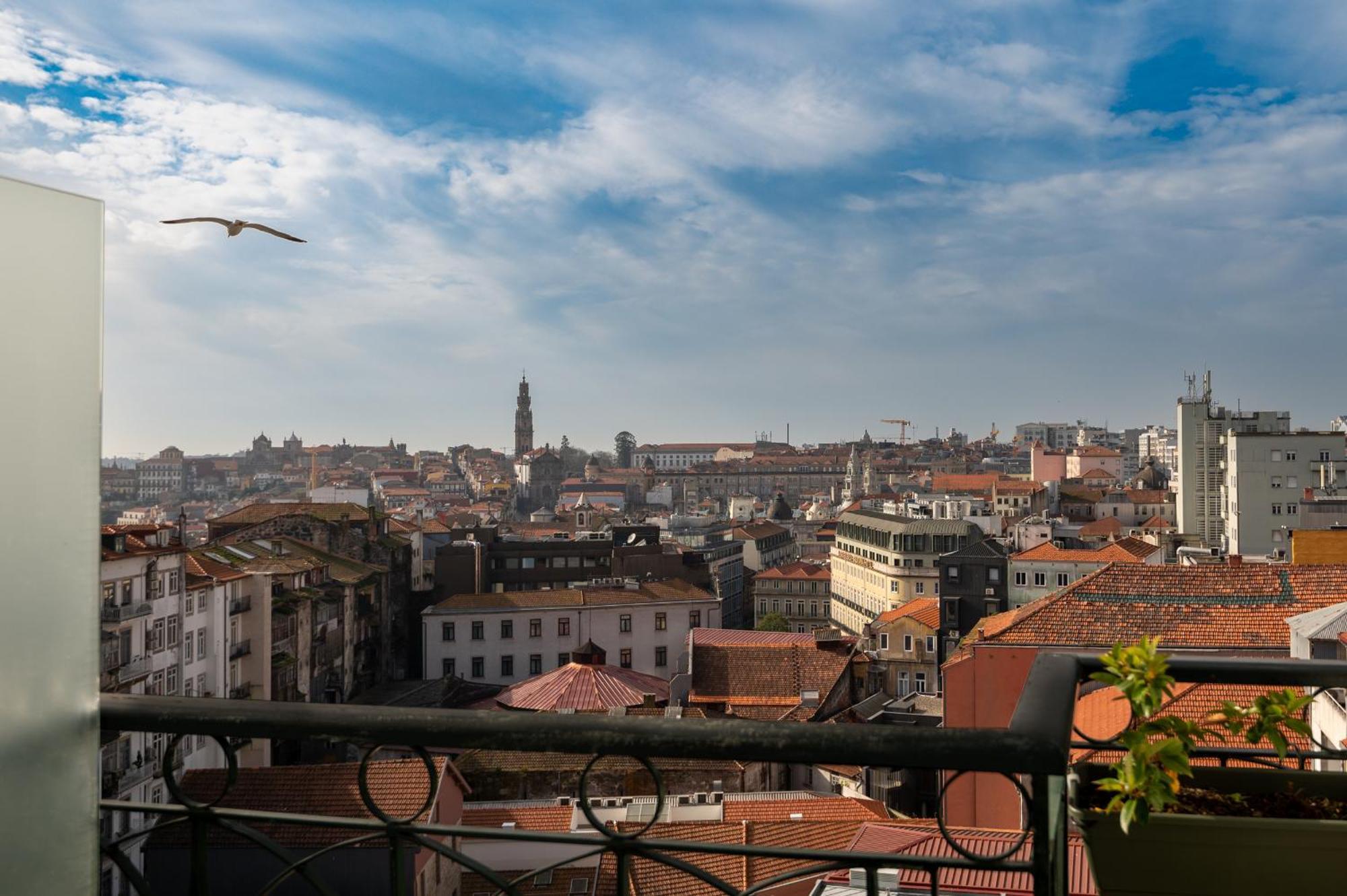 Santa Catarina Flh Suites, Porto